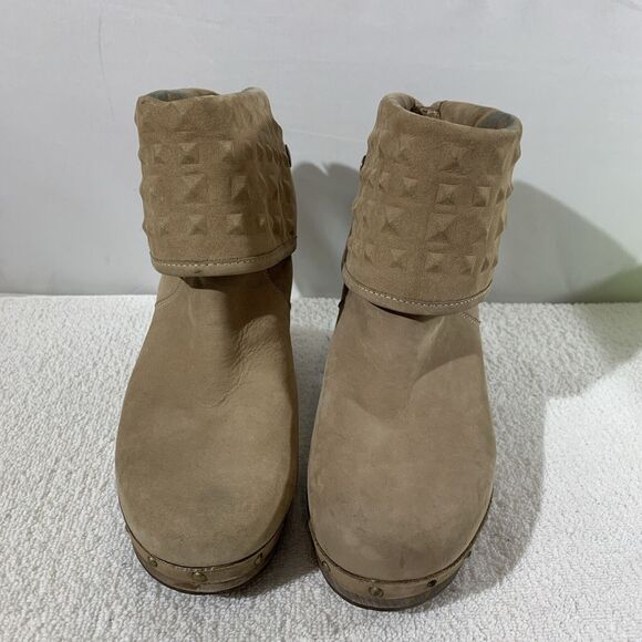 Ugg’s Classic Lynnea Studded Clogs Boots Womens 6 Booties - Picture 5 of 9